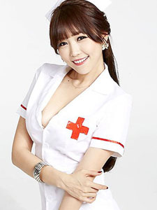 韩国车模李恩慧护士装高清写真