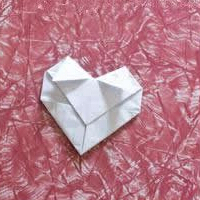心形折纸图解，教大家折爱心！