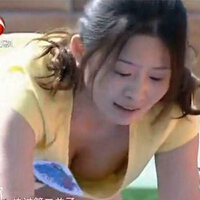 男生女生向前冲走光，精彩瞬间！(8)