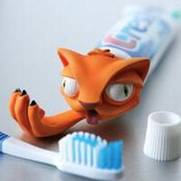 由牙膏盖发现出轨，这逻辑思维足可当侦探了！