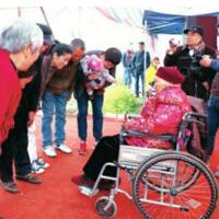中国最长寿的人，110岁的晚清母亲！(2)