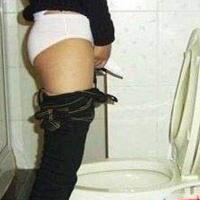 为女生设站立厕所，是不是要浪费好多纸?(2)