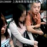 上海地铁猥琐男，作案全程曝光