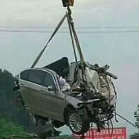 贵州宝马发生车祸，抢救无效6人全部死亡(2)